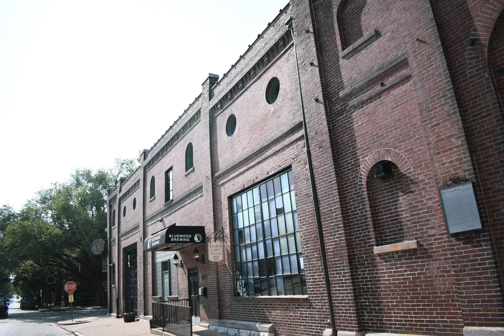 bluewood brewing exterior
